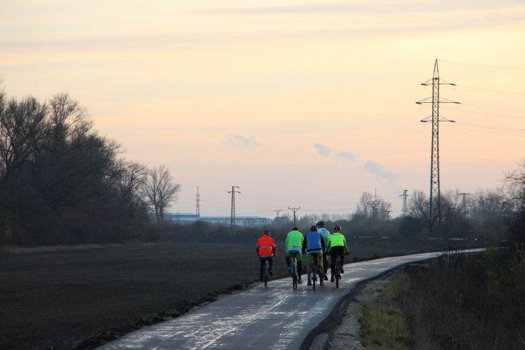 Prvé kilometre Vážskej cyklomagistrály sú už realitou. O tom, aký názov megaprojekt dostane, rozhodne verejnosť