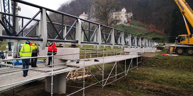 Nová cyklotrasa už s oboma lávkami Nová cyklotrasa už s oboma lávkami